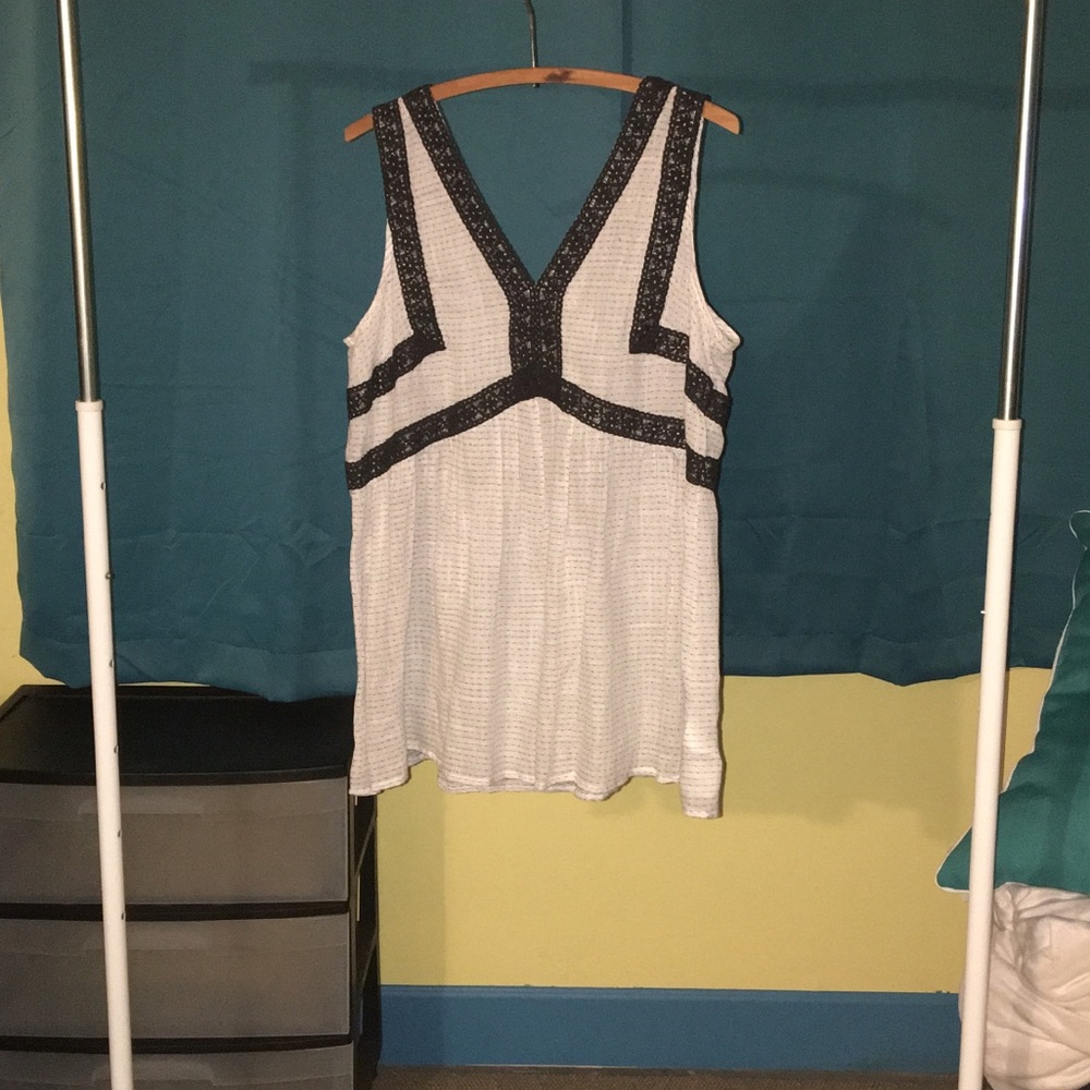 Motherhood Maternity sheer boho tunic size Large